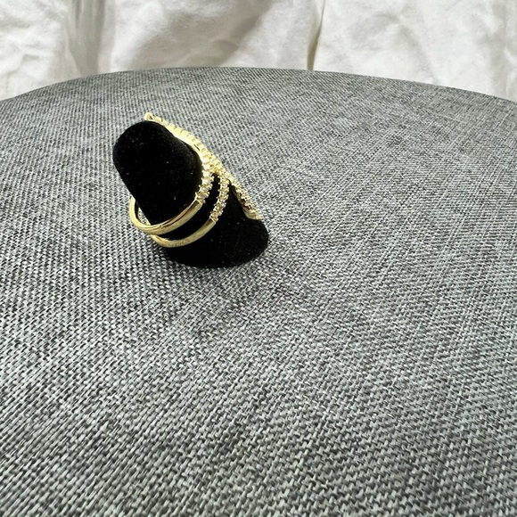 Fashion Jewelry Ladys Ring Adjust To Fit. CZ Stone Wrapped In Front. Sty… - Picture 4 of 9